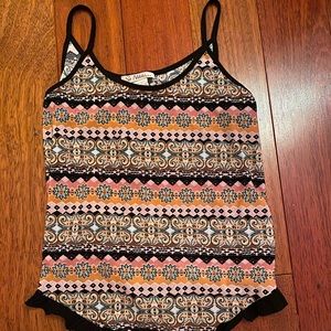 Girl’s flowy tank